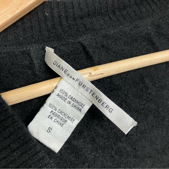 diane von furstenberg Sweater Cardigan Black Small 100% Cashmere - Picture 4 of 6